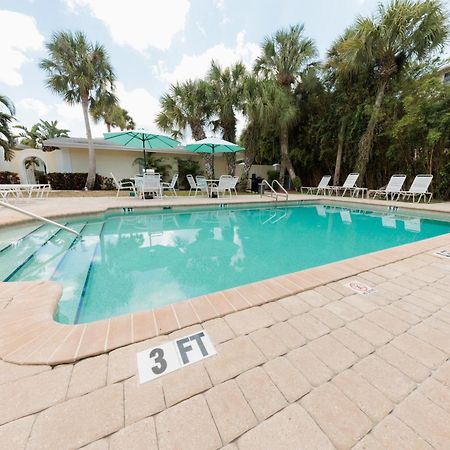 The Sea Spray Resort Siesta Key Exterior photo