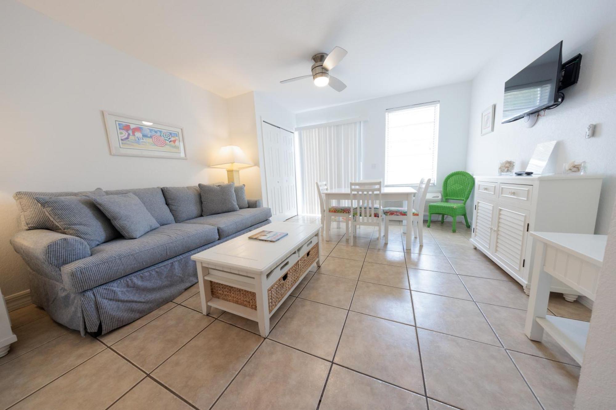 The Sea Spray Resort Siesta Key Exterior photo