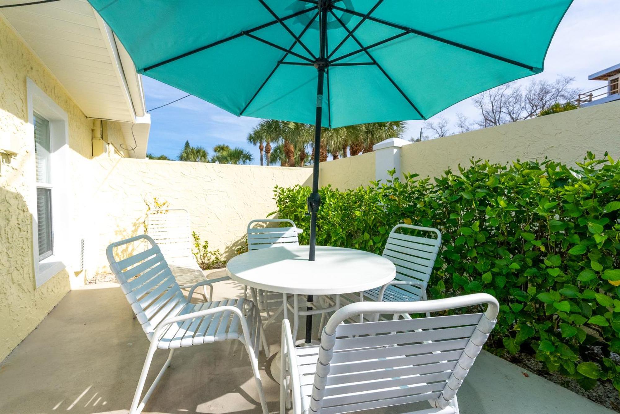 The Sea Spray Resort Siesta Key Exterior photo